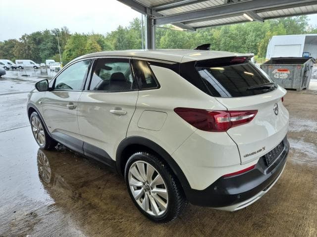 Opel GRANDLAND - 9