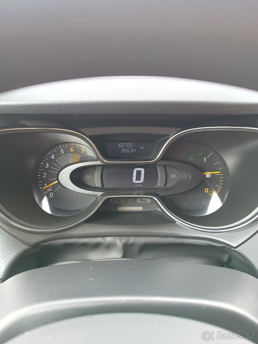 2014 Renault CAPTUR - 9