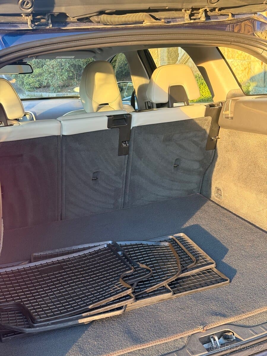2015 Volvo XC60 - 9