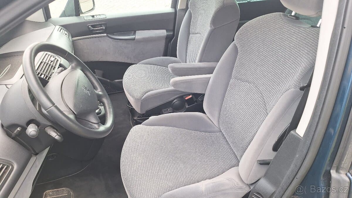 2010 Peugeot 807 - 9