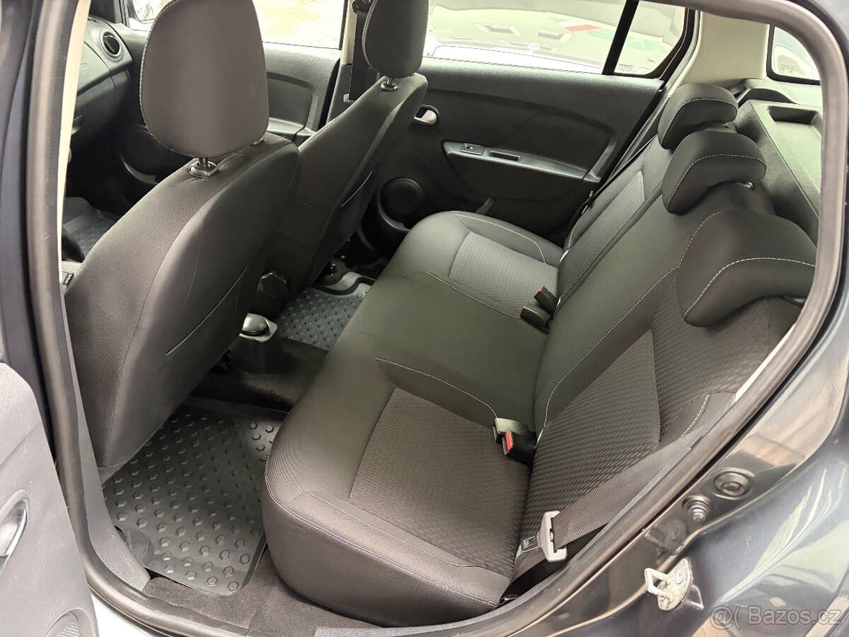 2017 Dacia LOGAN - 9