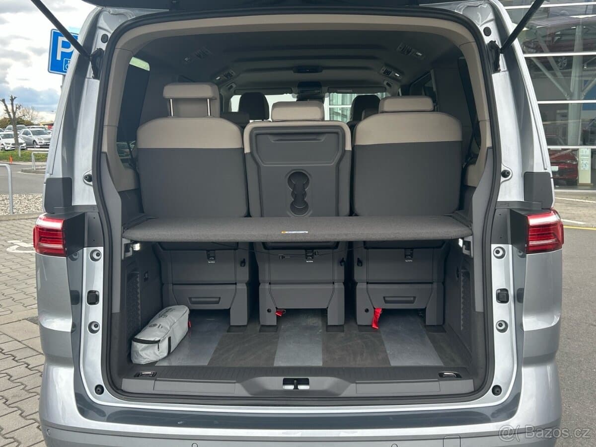 2023 Volkswagen MULTIVAN - 9