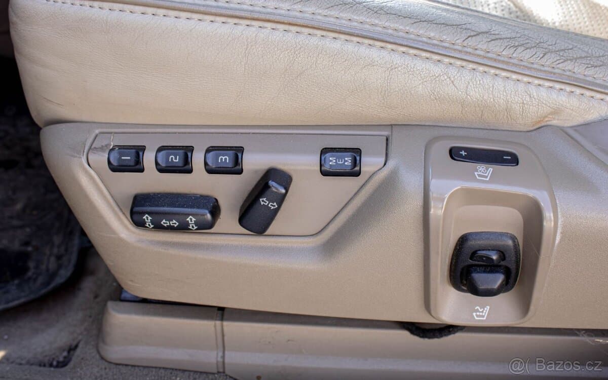 2012 Volvo XC90 - 9