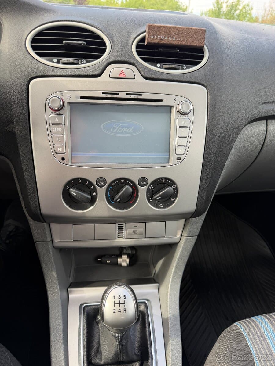 Ford FOCUS - 9