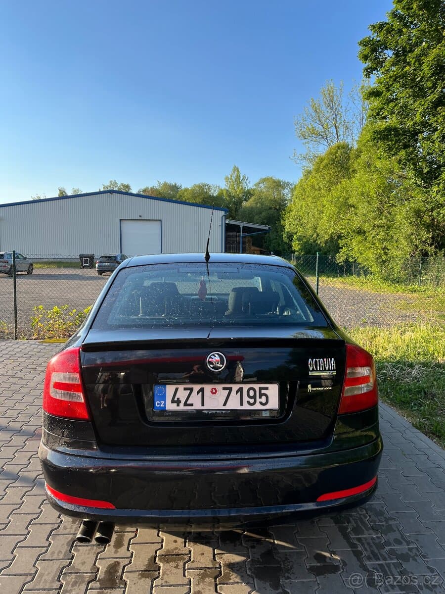 Škoda OCTAVIA - 9