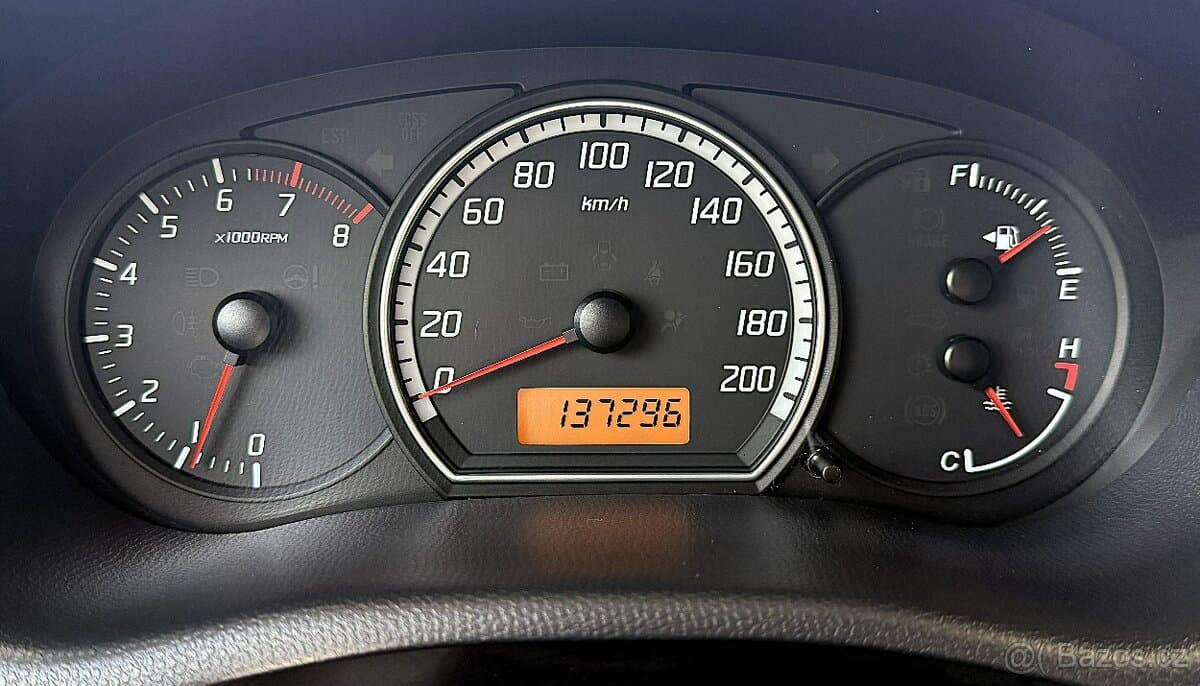 2009 Suzuki SWIFT - 9