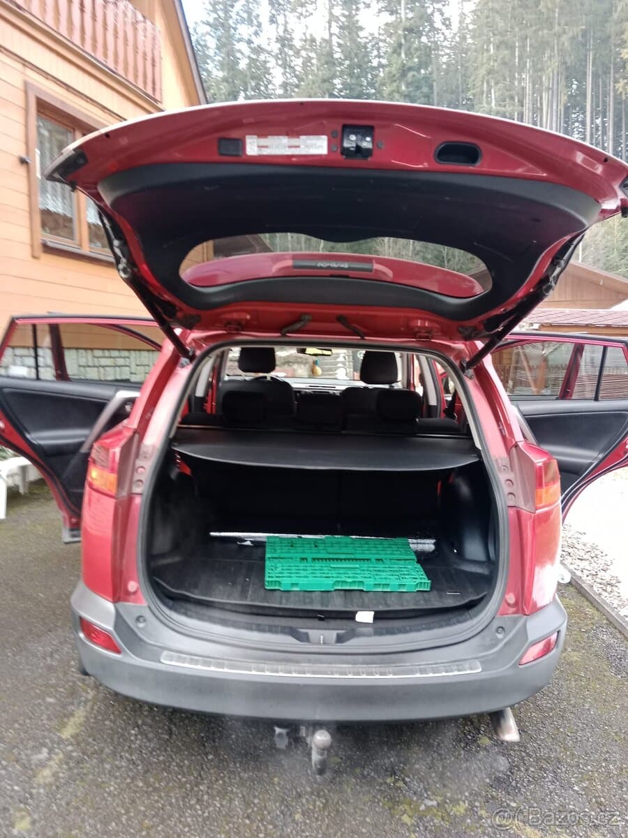2014 Toyota RAV4 - 9