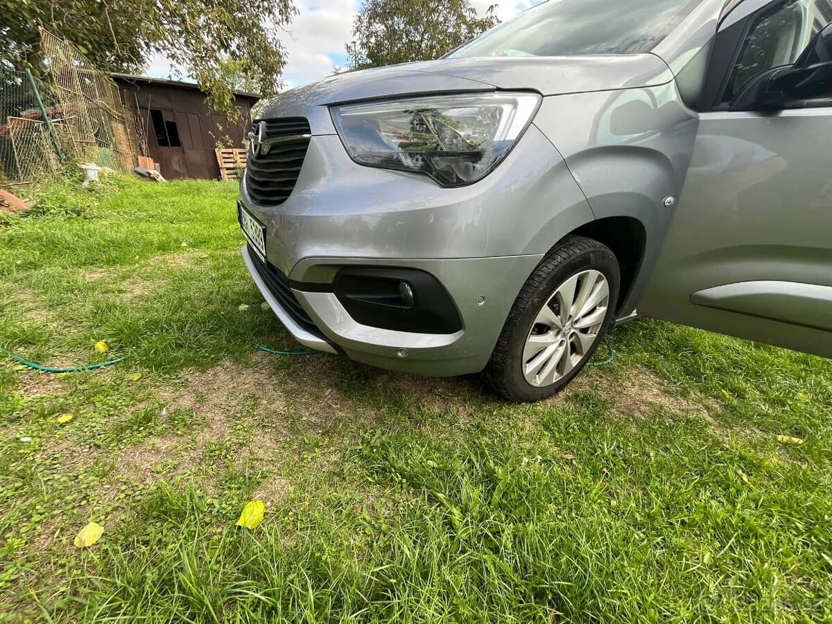 Opel COMBO - 9