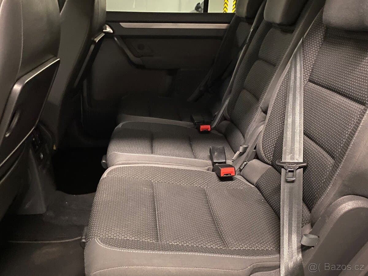 2011 Volkswagen TOURAN - 9