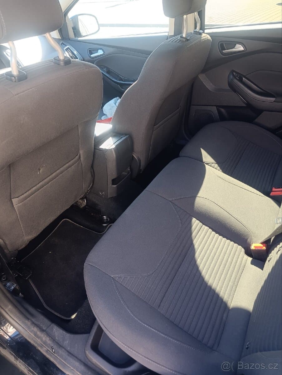 2015 Ford FOCUS - 9