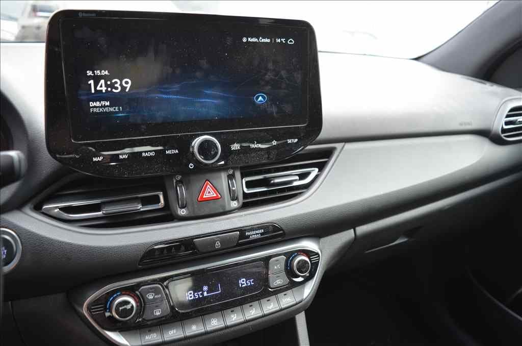 2022 Hyundai i30 - 9
