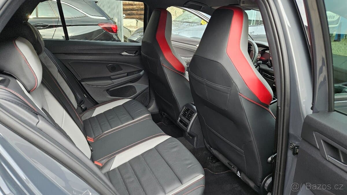 2023 Volkswagen GOLF - 9