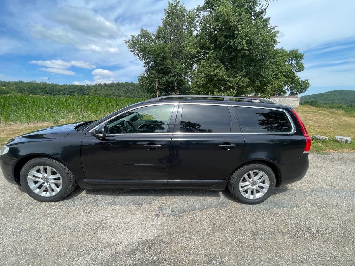 2016 Volvo V70 - 9