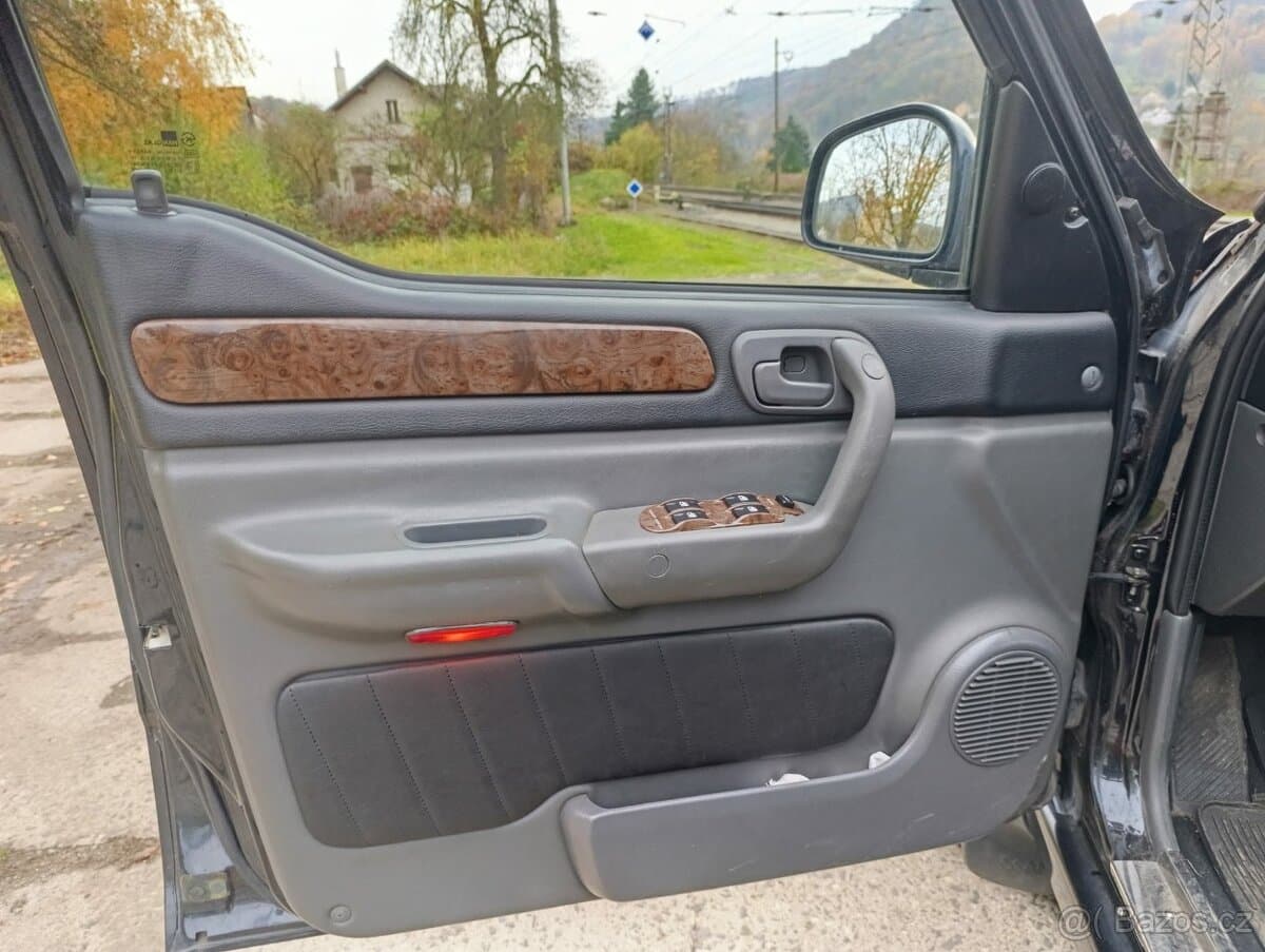 SsangYong MUSSO - 9