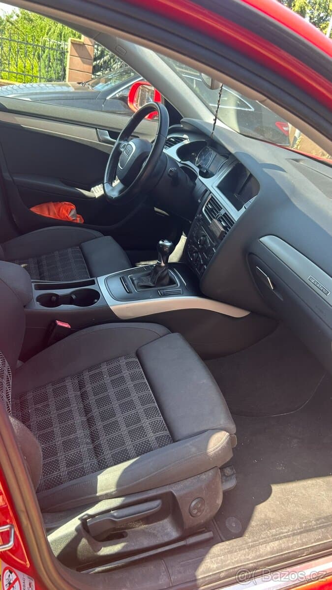 2010 Audi A4 - 9
