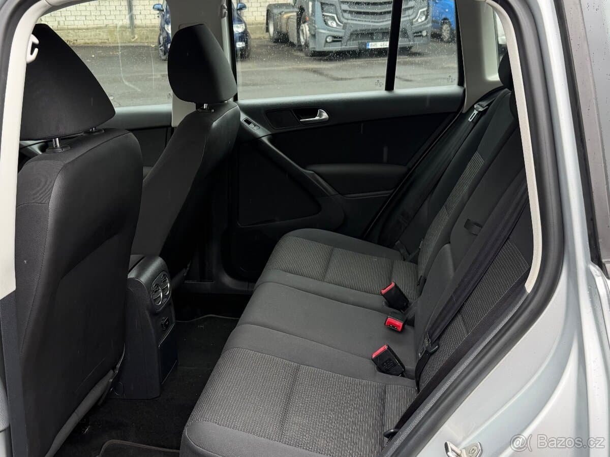 2013 Volkswagen TIGUAN - 9