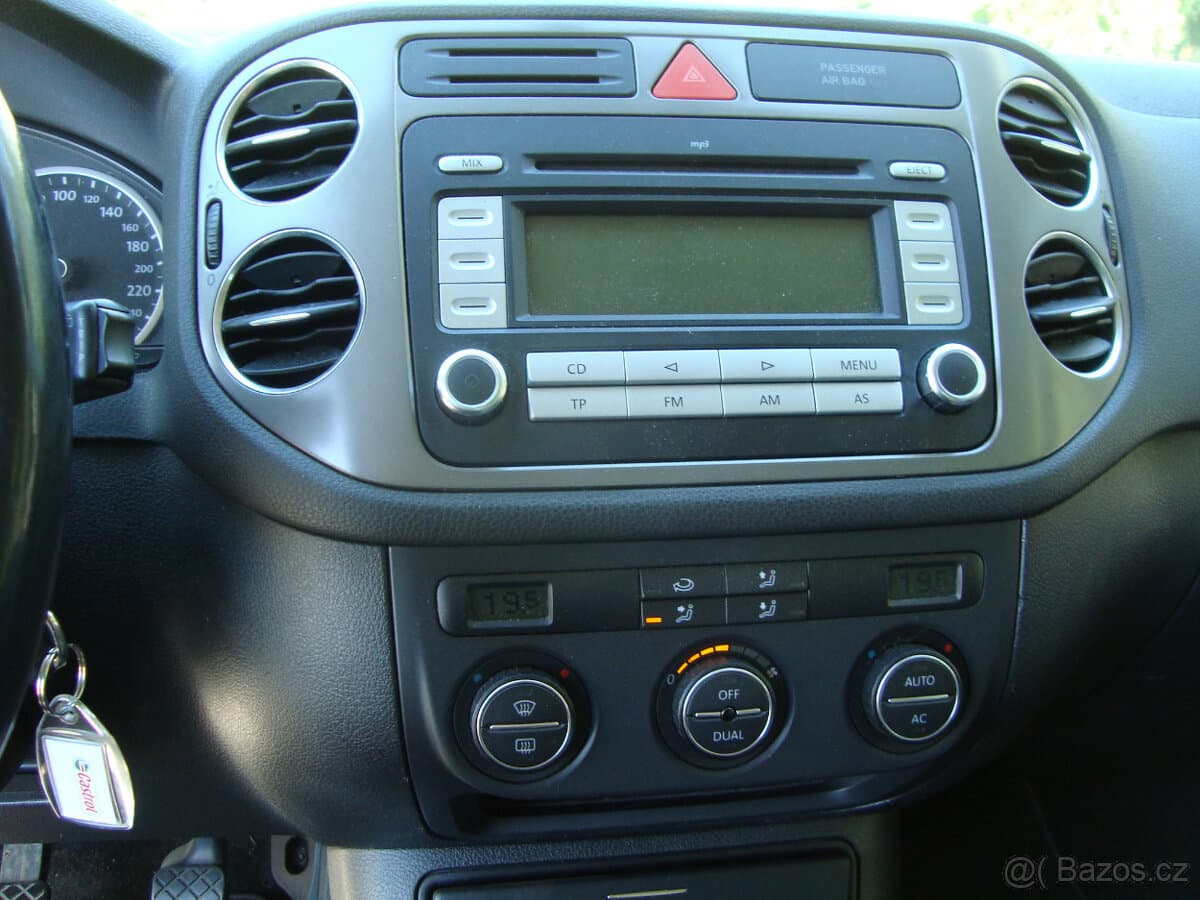 2008 Volkswagen TIGUAN - 9