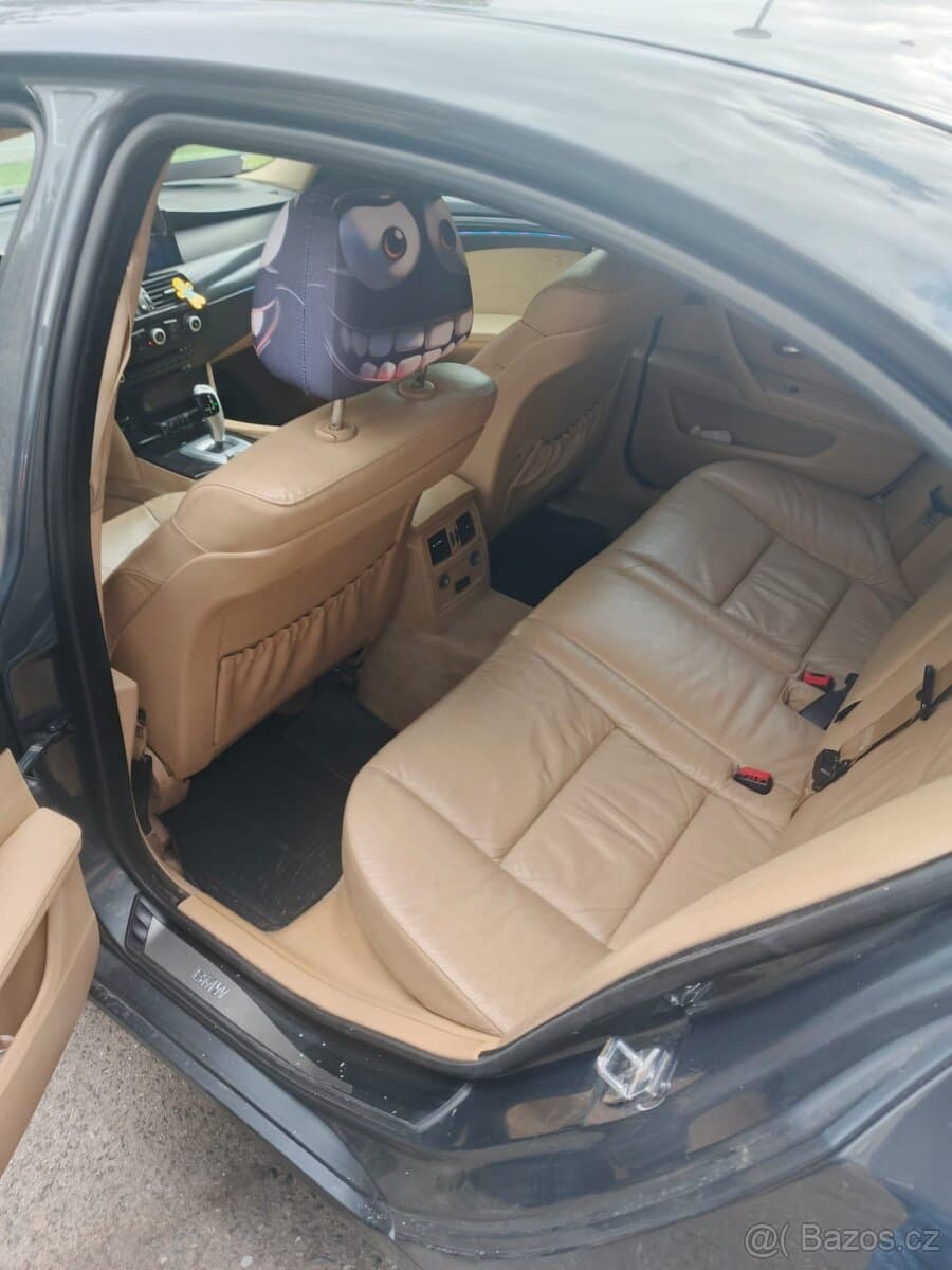 2008 BMW M5 - 9