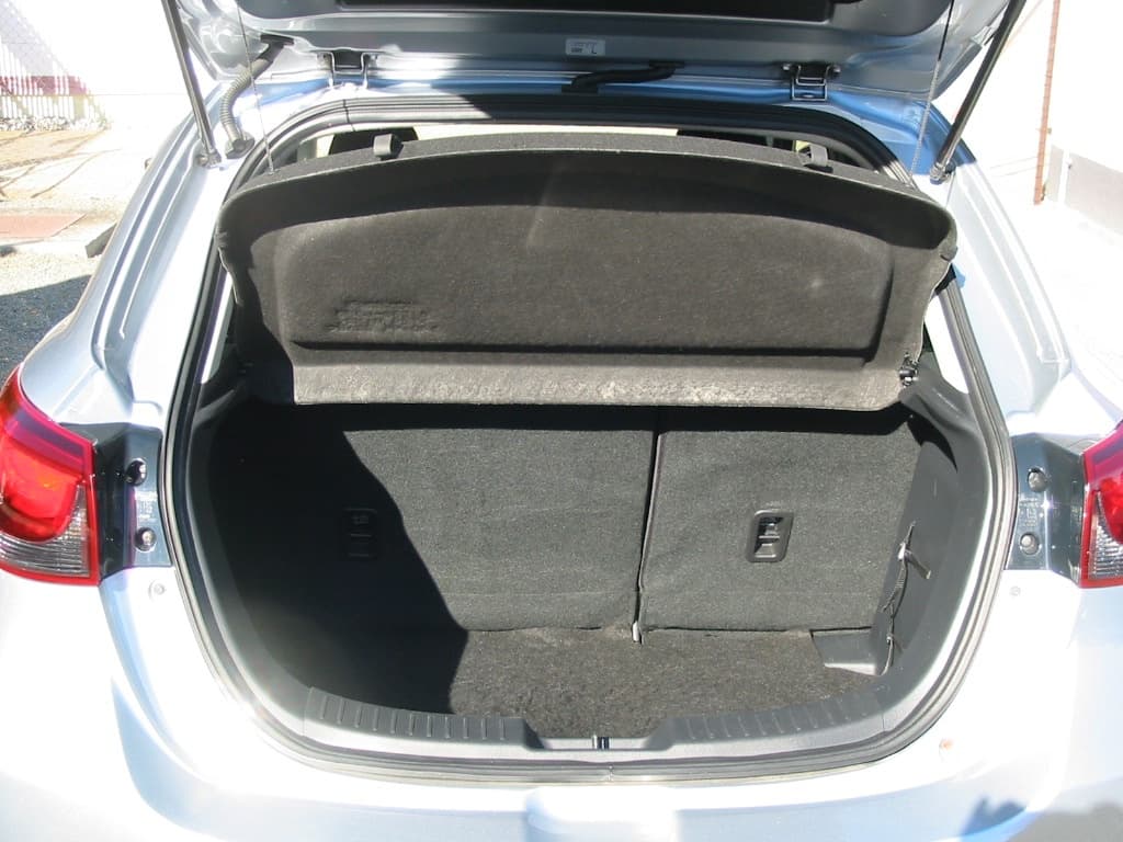 2017 Mazda 2 - 9