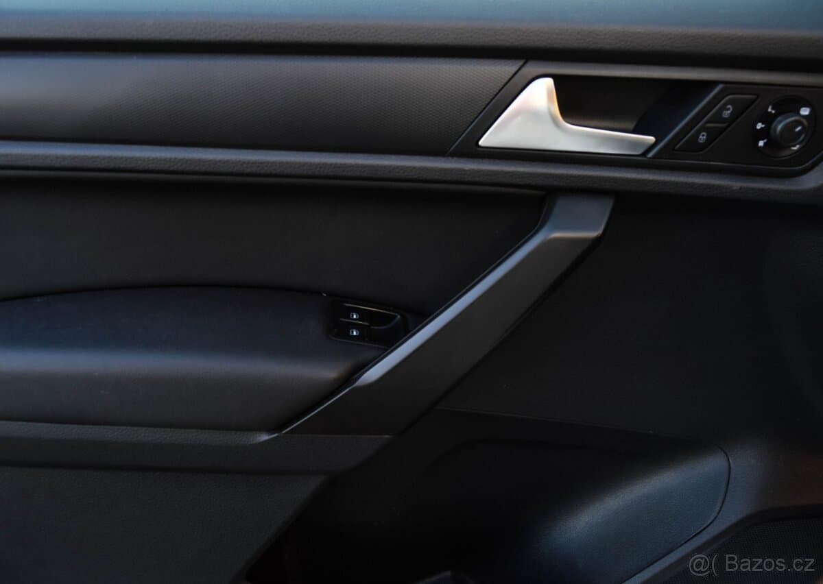 2015 Volkswagen CADDY - 9