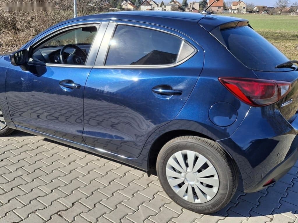 2016 Mazda 2 - 9