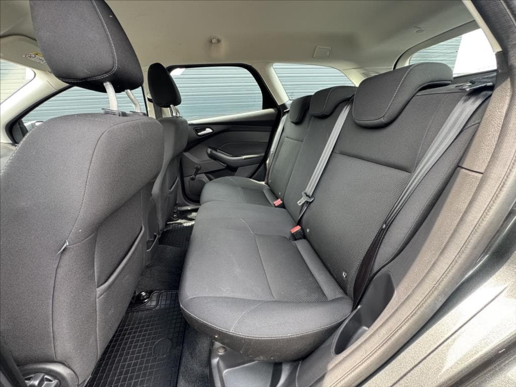 2017 Ford FOCUS - 9