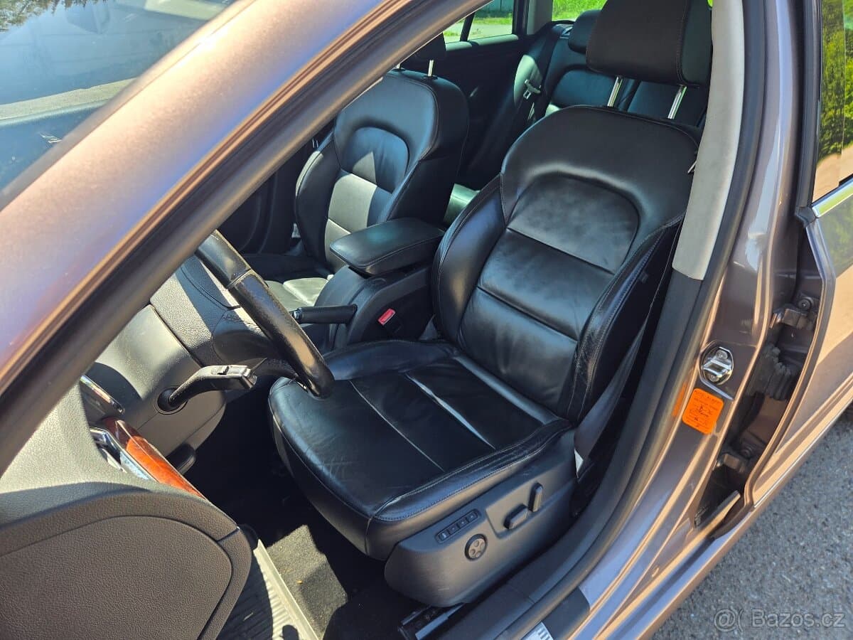 2010 Škoda SUPERB - 9