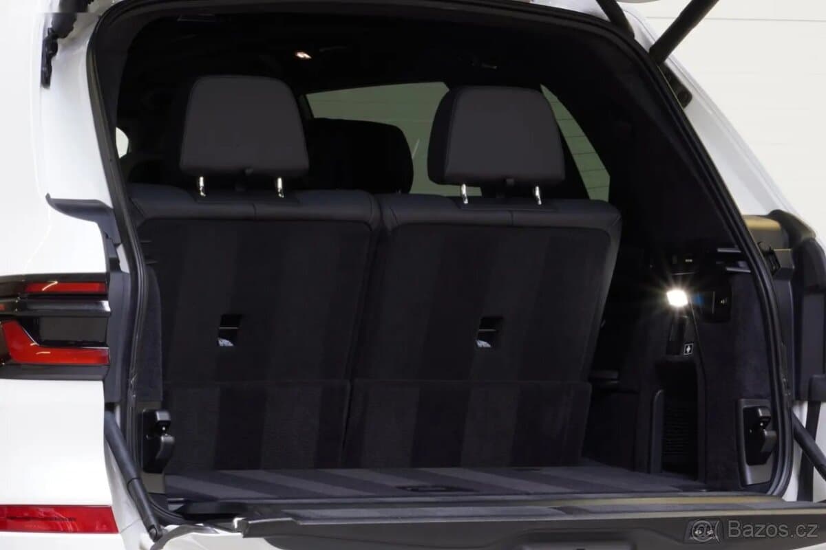 BMW X7 - 9