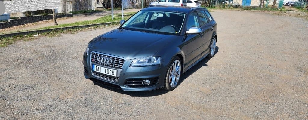 2011 Audi S3 - 9