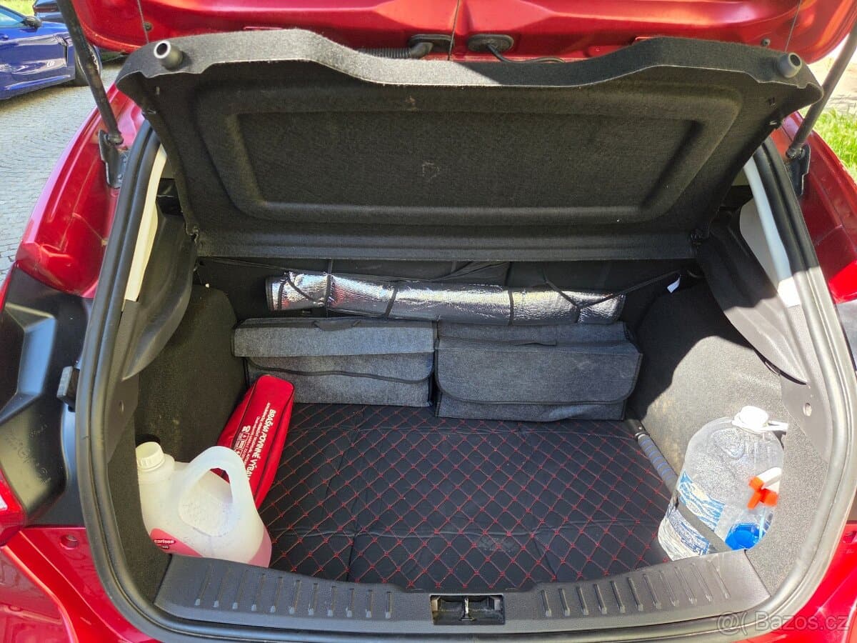 2012 Ford FOCUS - 9