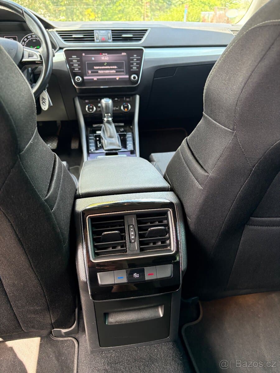 2018 Škoda SUPERB - 9