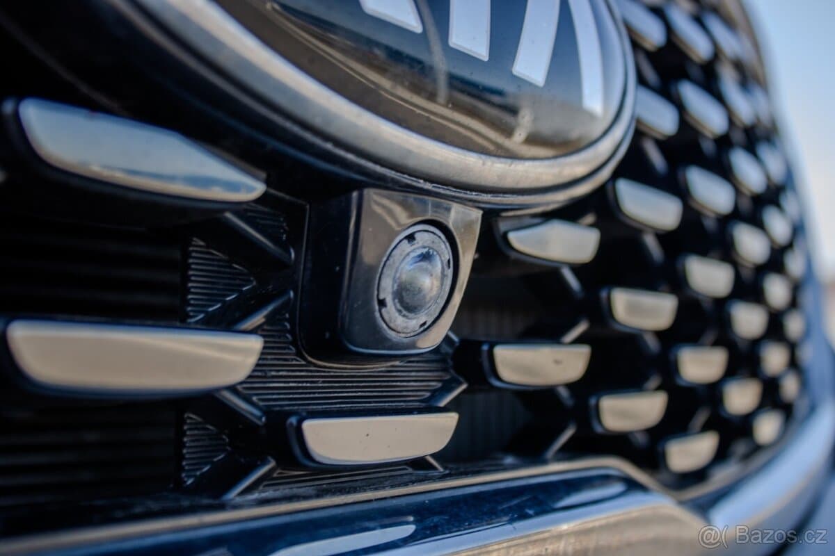 2018 Kia SORENTO - 9