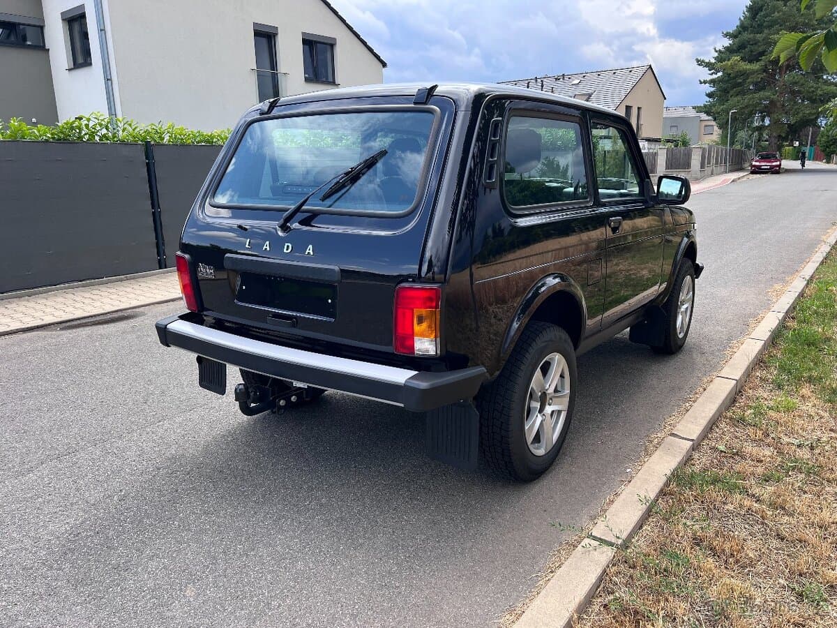 2025 Lada NIVA - 9
