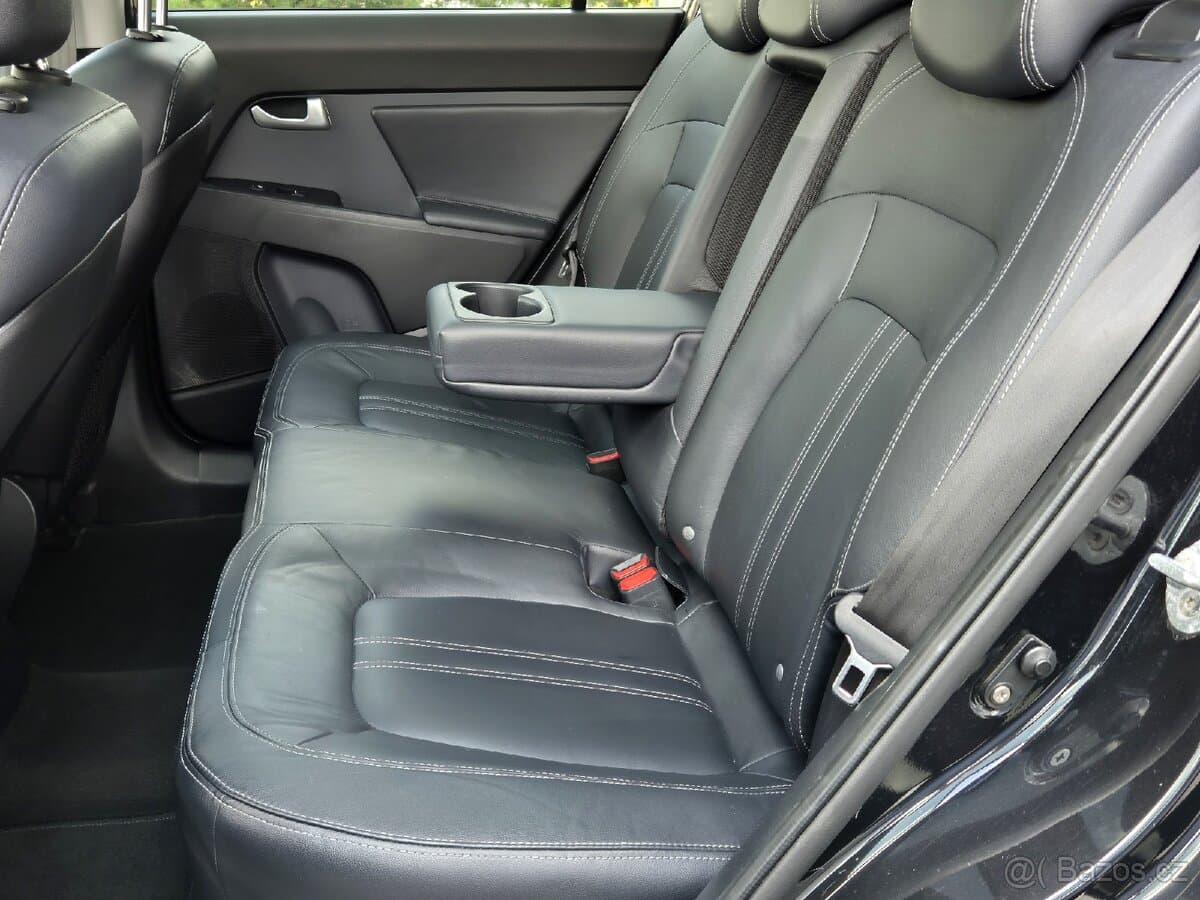 2011 Kia SPORTAGE - 9