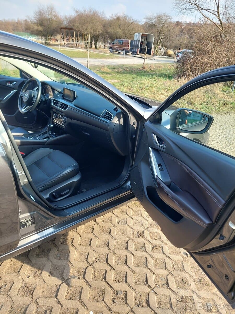 2017 Mazda 6 - 9