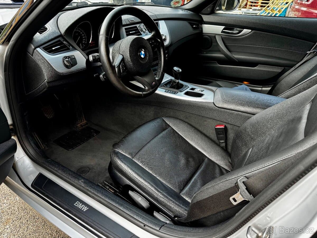 2010 BMW Z4 - 9