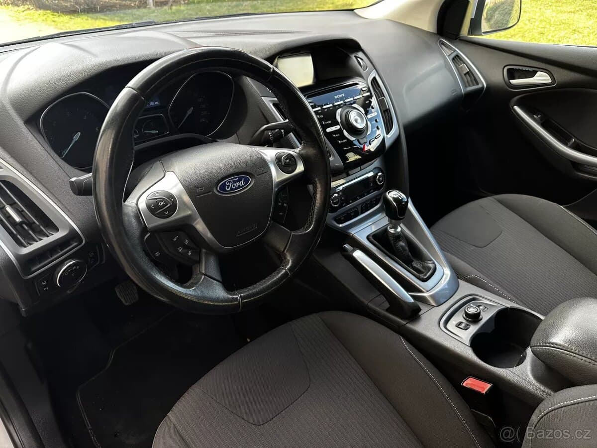 2012 Ford FOCUS - 9