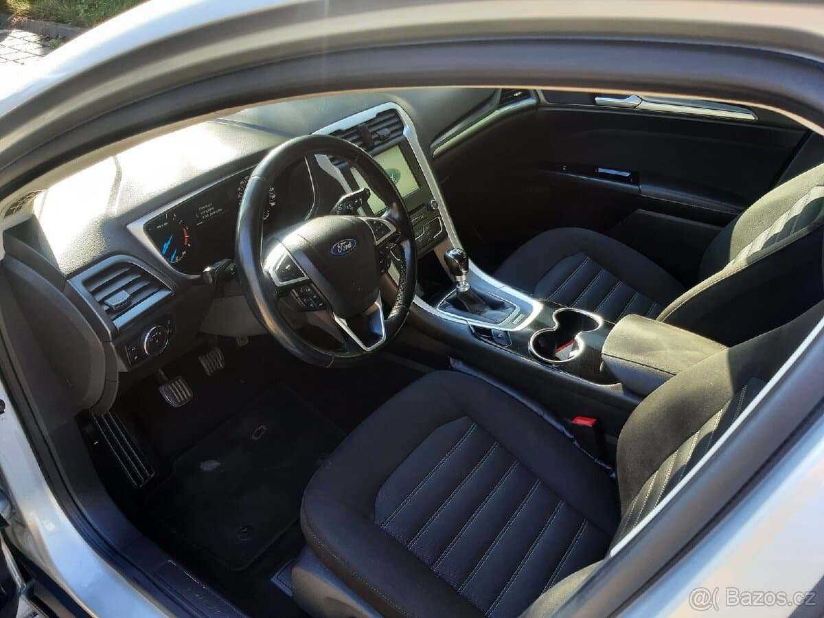 2015 Ford MONDEO - 9