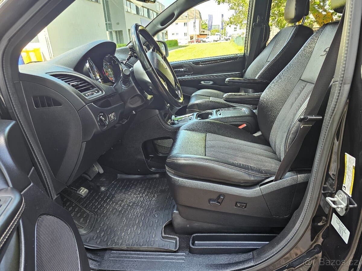 2014 Lancia VOYAGER - 9
