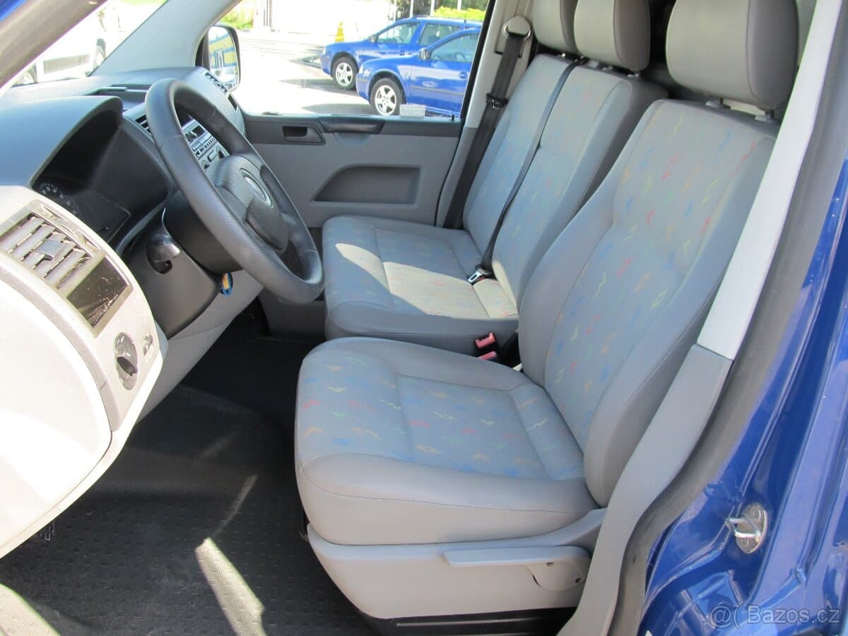 2009 Volkswagen TRANSPORTER - 9