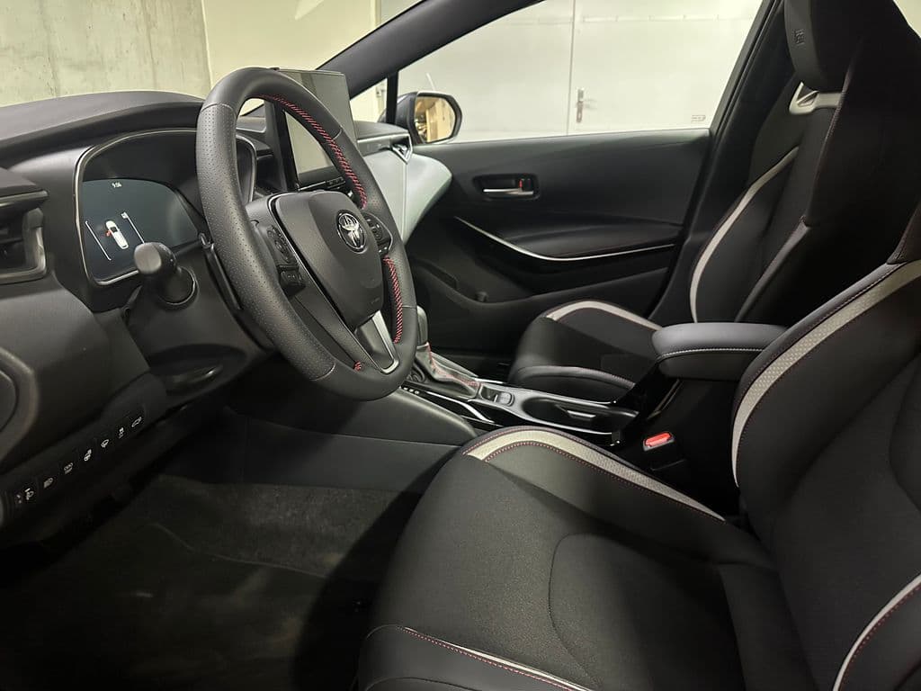 2026 Toyota COROLLA - 9