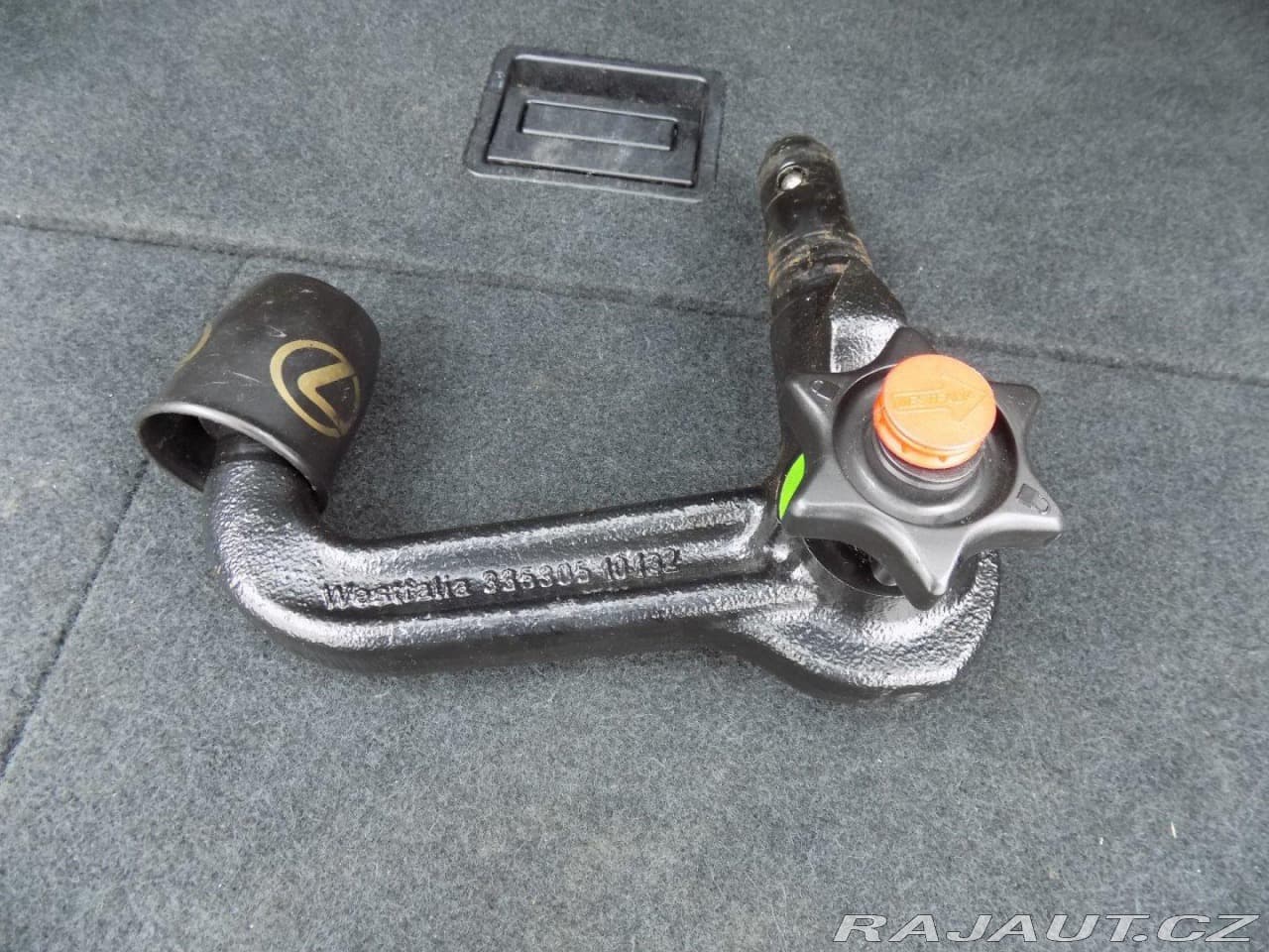 2010 Lexus Ostatní - 10