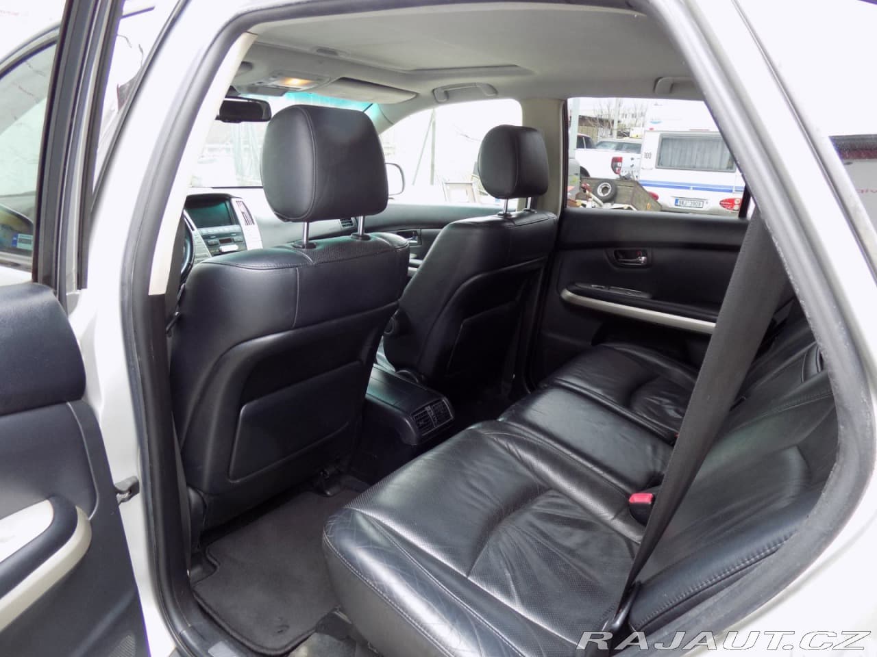 2010 Lexus Ostatní - 12