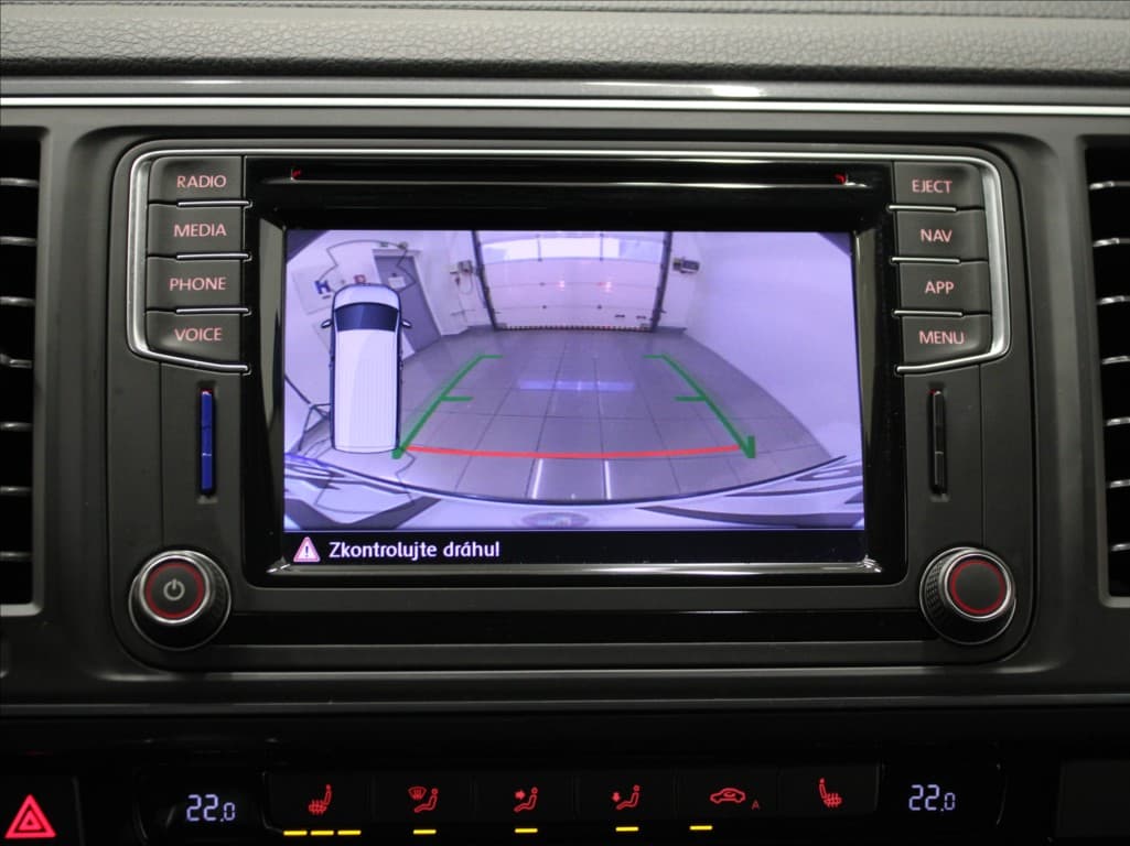 2019 Volkswagen Multivan - 11