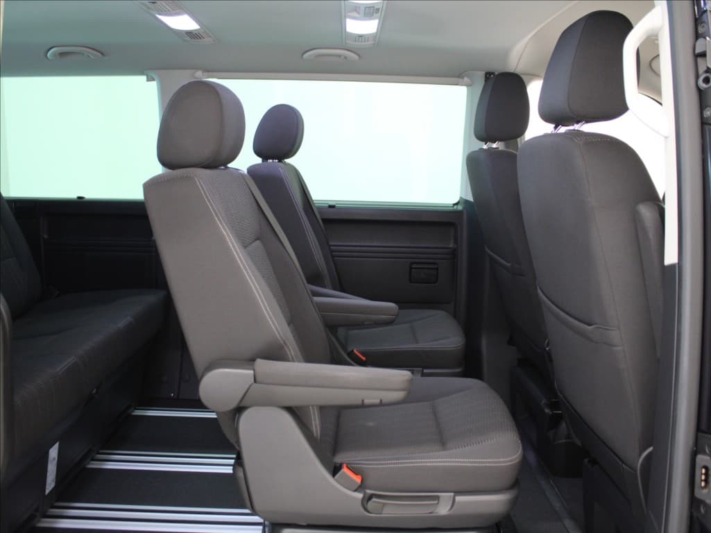 2019 Volkswagen Multivan - 7