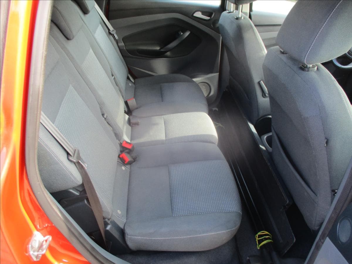 2011 Ford C-Max - 12