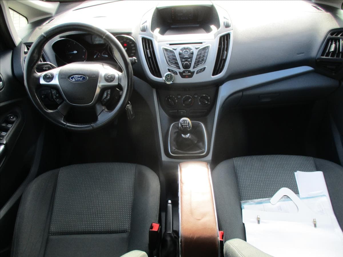 2011 Ford C-Max - 13