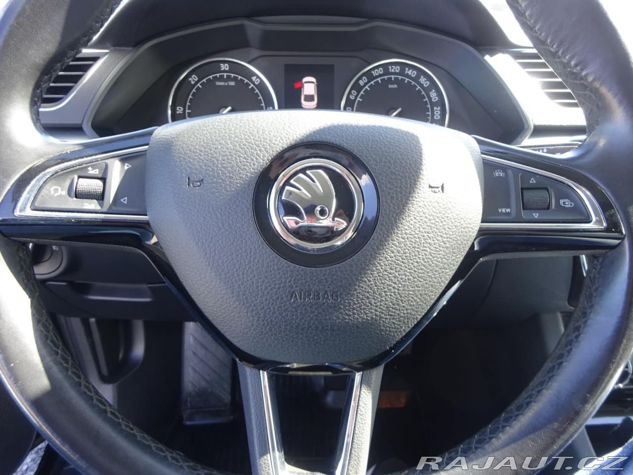 2019 Škoda Superb - 16