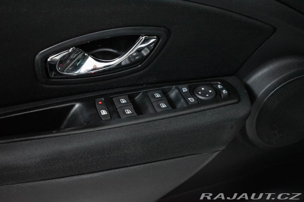 2015 Renault Megane - 14