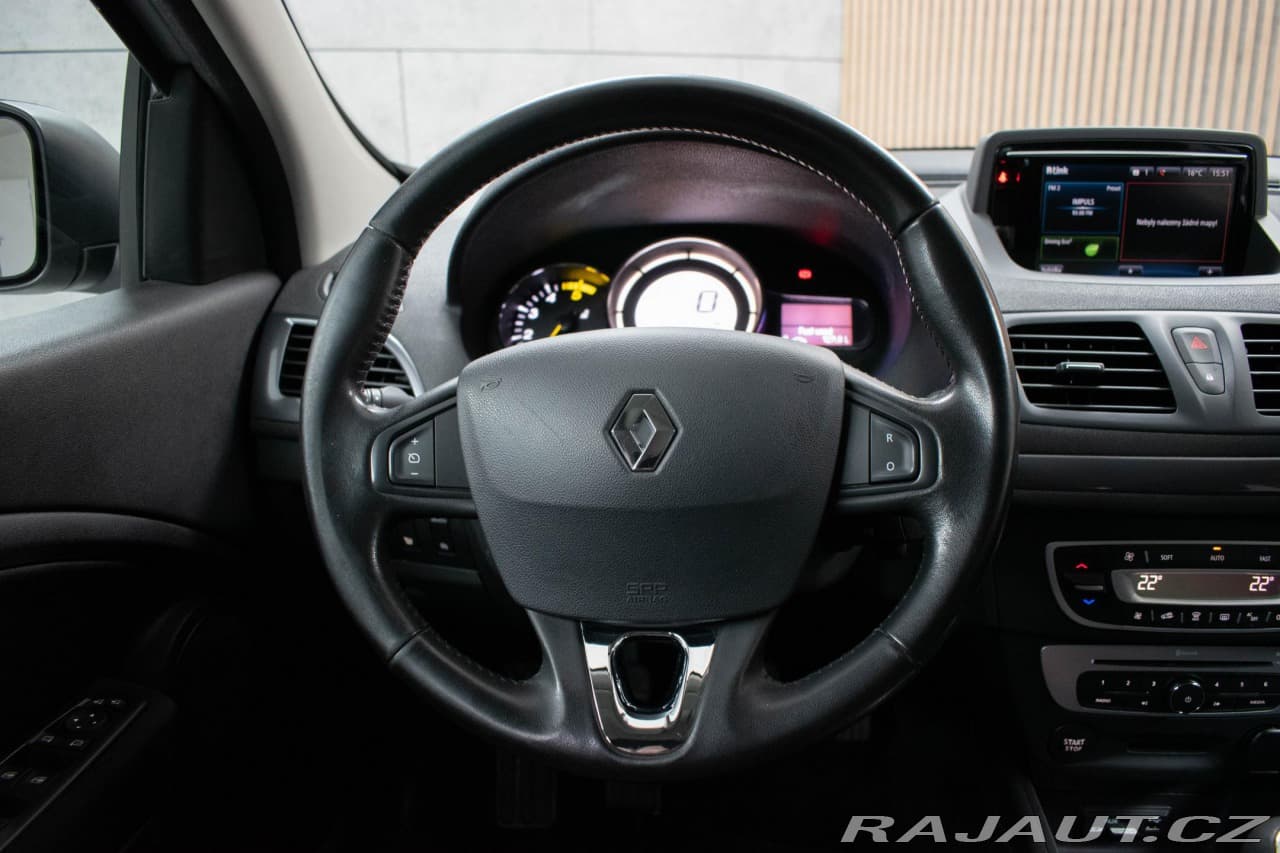 2015 Renault Megane - 15